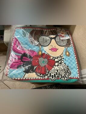 2022 Brighton Sparkle and Shine Tote (Tom Clancy) NWT
NWT